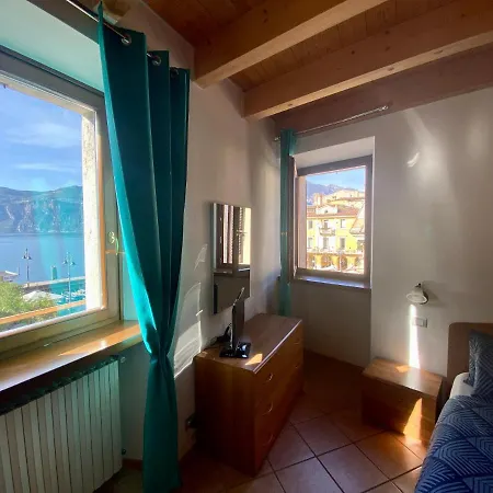 Da Mario Apartments Malcesine Exterior photo